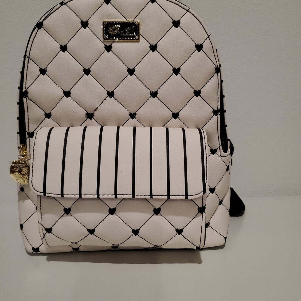 🌟🌟🌟 Brand New Betsey Johnson 🌟🌟🌟